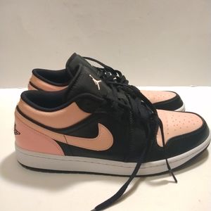 Air Jordan 1 low crimson tint